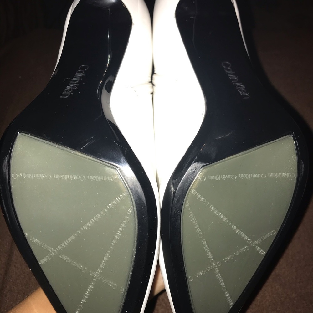 Calvin Klein white booties - Picture 3 of 5